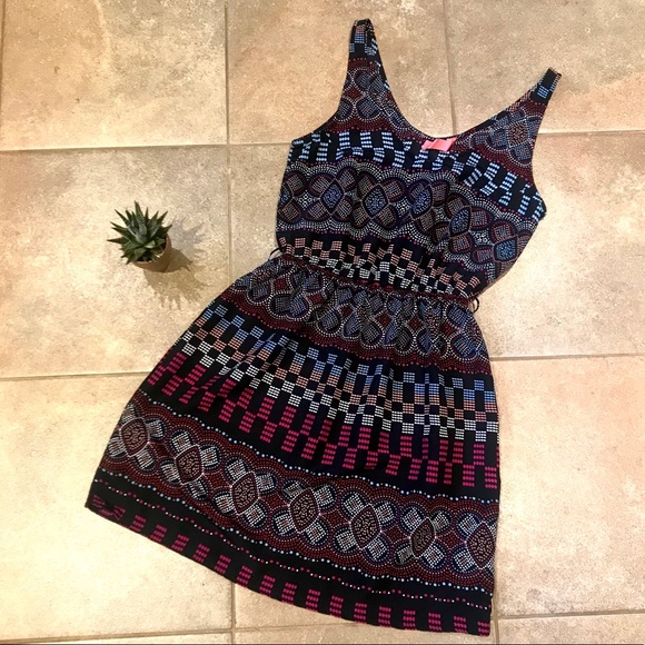 Eight Sixty Dress - Picture 3 of 4